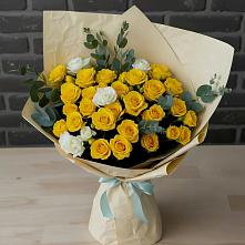 Букет цветов из:  Розы в Семеновке