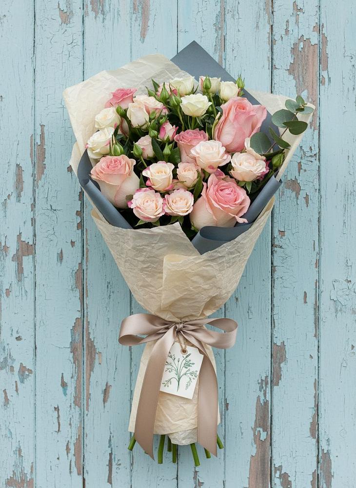 Букет цветов из: Розы в Семеновке