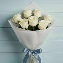 Букет 7 Белых роз Эдлесс Лав в Семеновке