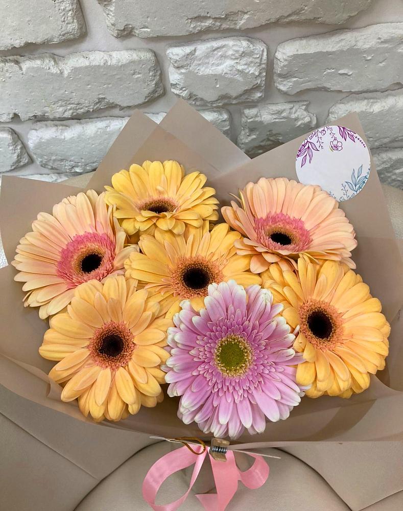 Букет цветов из: Герберы в Семеновке