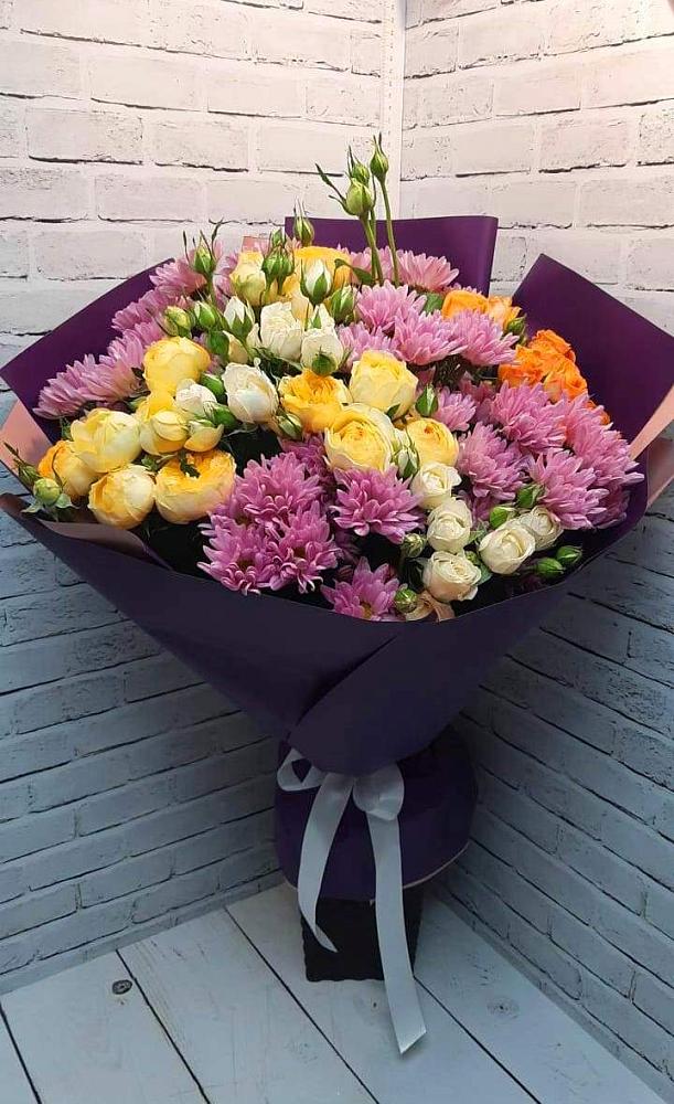 Букет цветов из: Хризантемы и Розы в Семеновке
