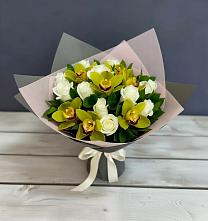 Букет цветов из:  Орхидеи и Розы в Семеновке