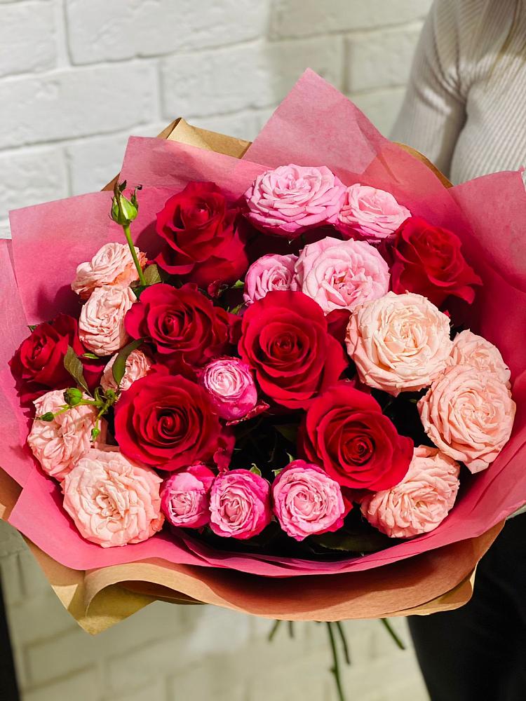 Букет цветов из: Розы в Семеновке
