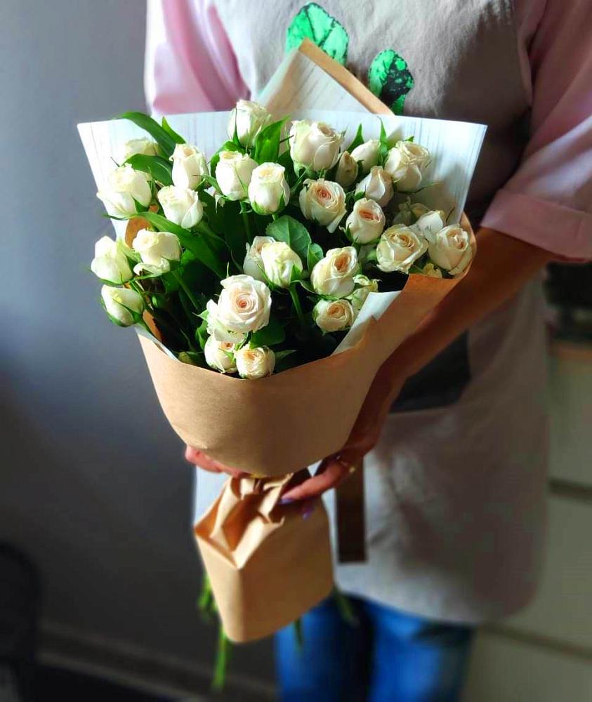 Букет цветов из: Розы в Семеновке