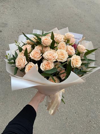 Букет Кремовые розы Латте в Семеновке