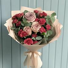Букет цветов из:  Гвоздики и Розы в Семеновке