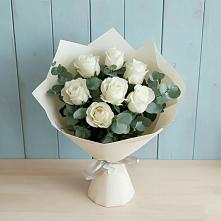 Букет Белые розы в Эвкалипте в Семеновке