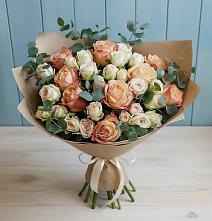 Букет цветов из:  Альстромерии и Розы в Семеновке