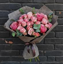 Букет цветов из:  Розы в Семеновке